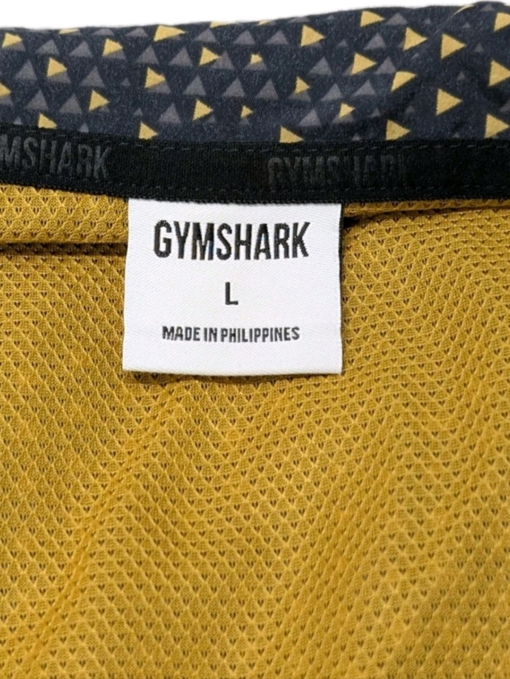 Title: Gymshark Sport Windbreaker Jacket Men's L Black Turmeric Triangle EUC - Picture 10 of 16